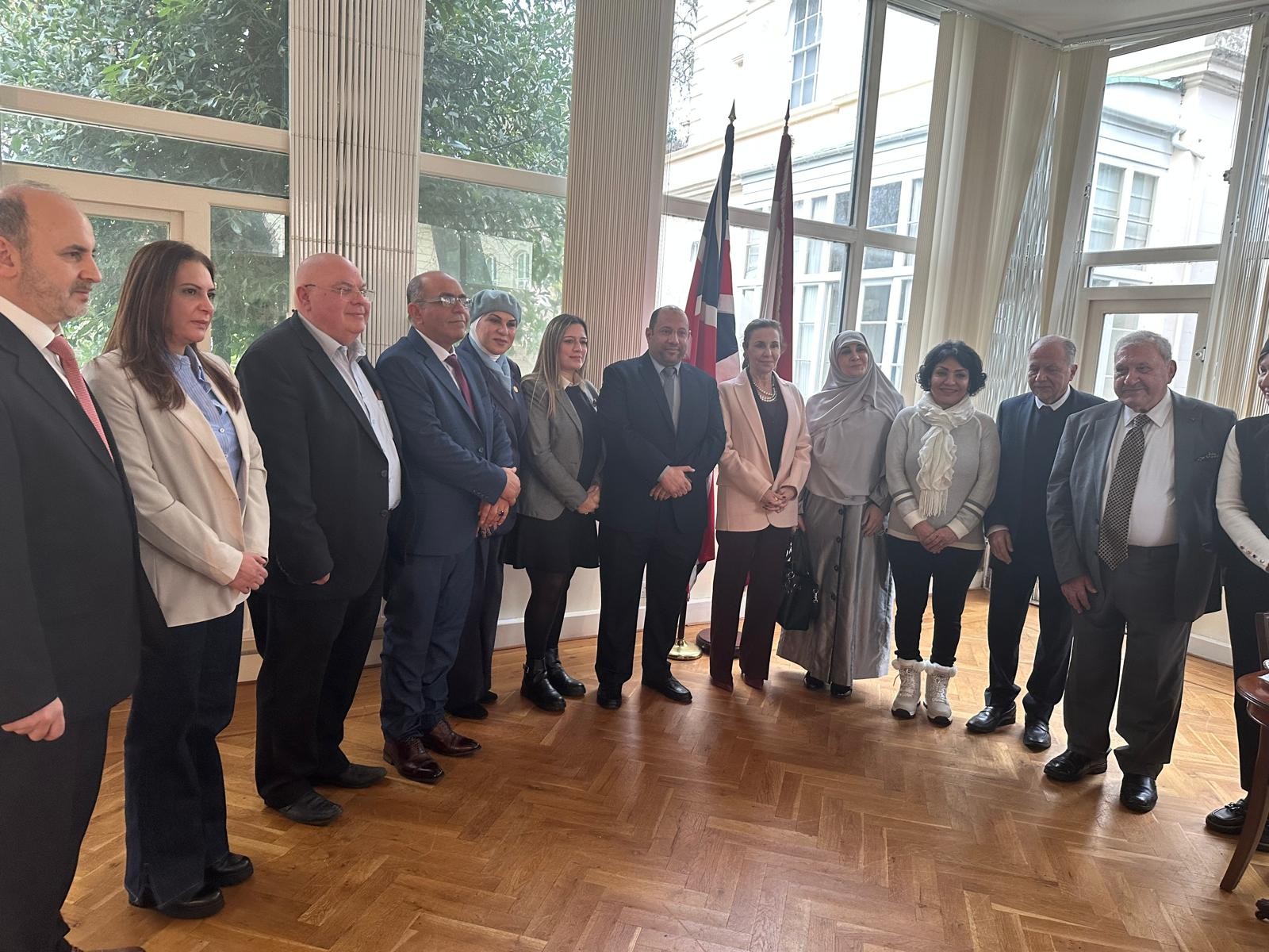 مؤتمر الجالية العربية يُكرم سفيرة لبنان في لندن ويبدأ سلسلة لقاءات مع السفراء العرب