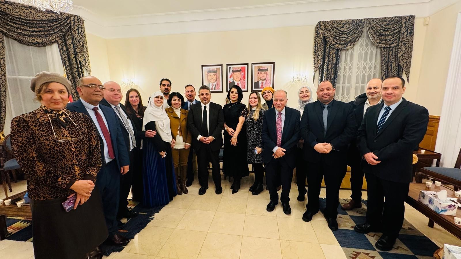 السفير الأردني في بريطانيا يستقبل وفد مؤتمر الجالية العربية